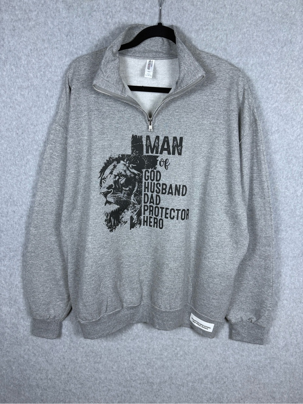 NWOT Jerzees XL Christian Faithwear Casual Quarter Zip Lion Graphic Sweatshirt